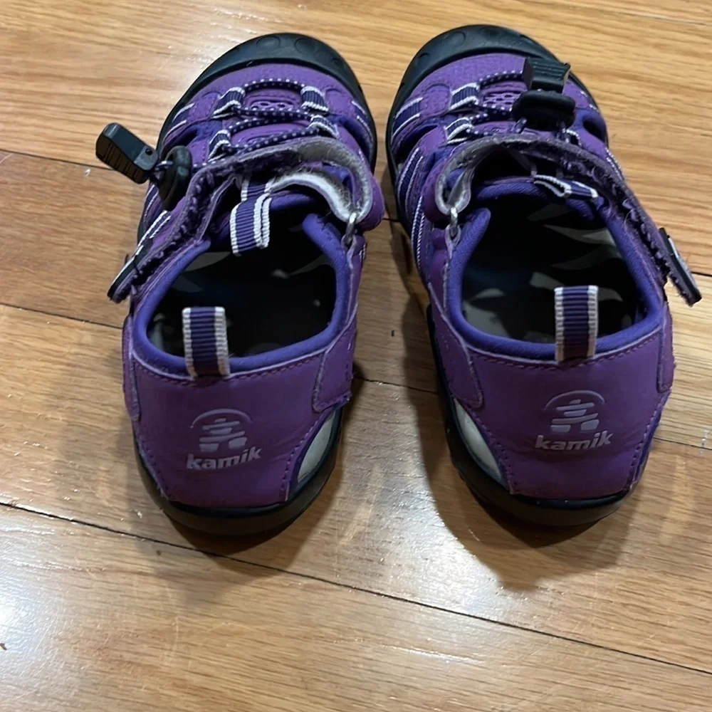 KAMIK girls purple crab sandals size 12.